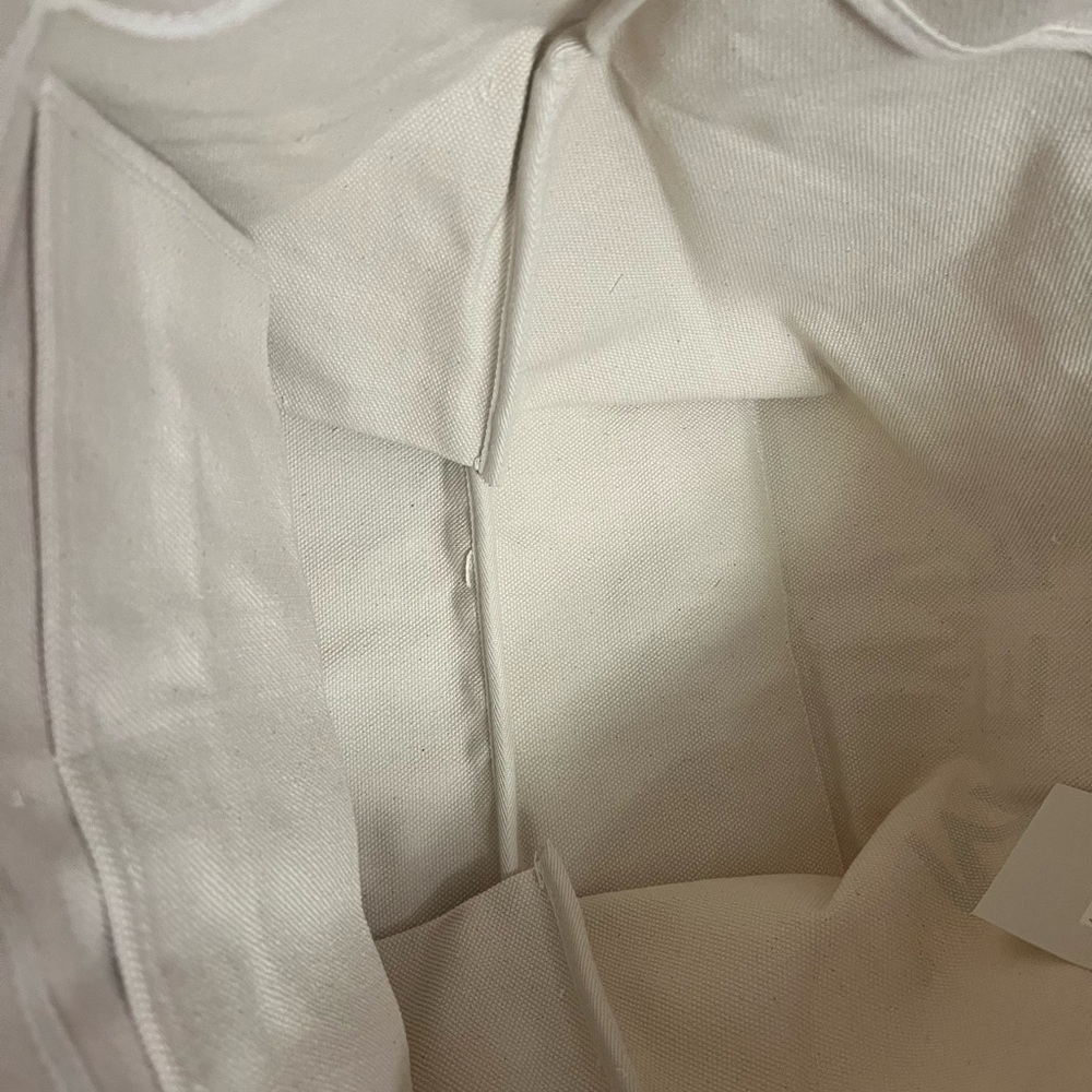 ⭐️Merit The Everything Cream Bag - Picture 8 of 13